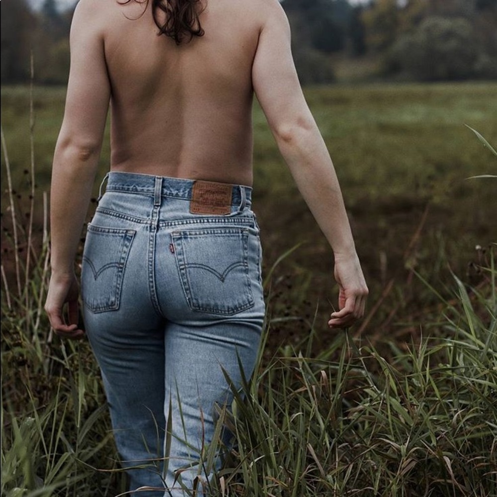 VINTAGE Levi’s mom jeans ❤️